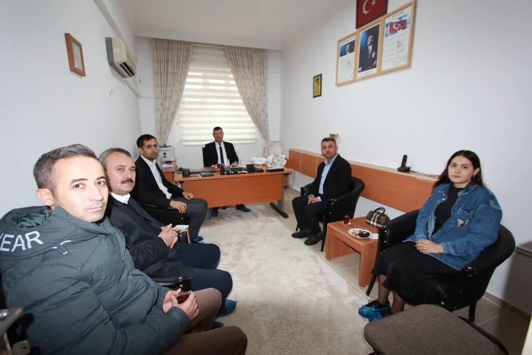 MERSİN’İN BOZYAZI İLÇESİNDE, RESMİ VE ÖZEL ANAOKULU MÜDÜRLERİNİN KATILIMIYLA 2025-2026 EĞİTİM...