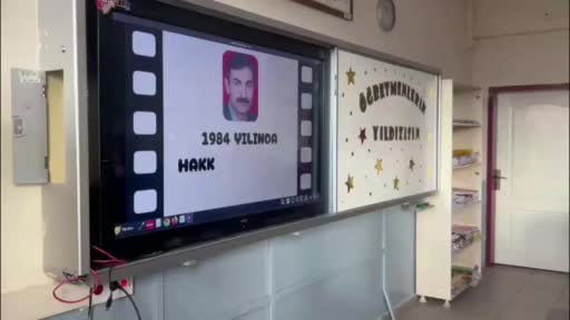 Mezun öğrencilerinden öğretmenlerine unutulmaz veda