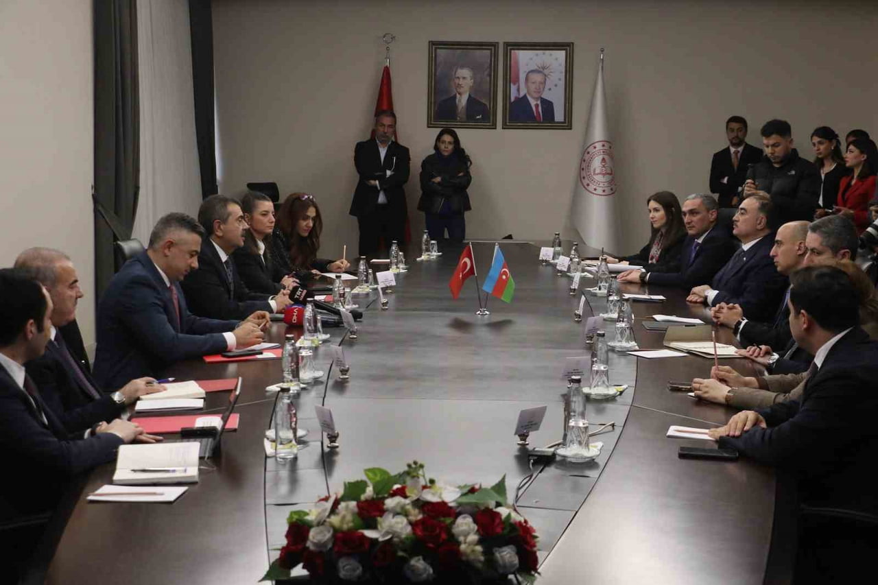 MİLLİ EĞİTİM BAKANI YUSUF TEKİN, "TÜRKİYE İLE AZERBAYCAN ARASINDA HEP DİLE GETİRDİĞİMİZ ÇOK YAKIN...