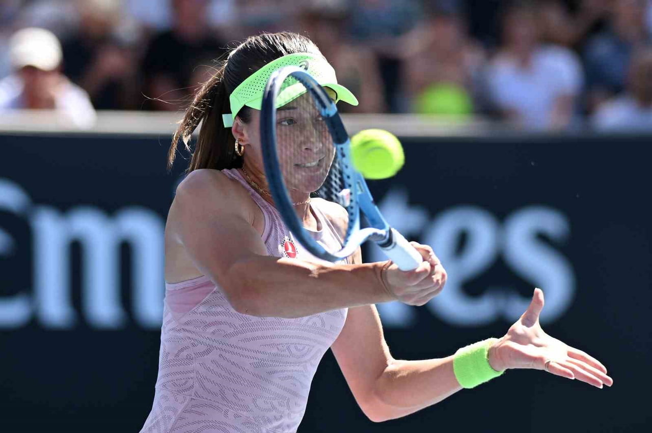 MİLLİ TENİSÇİ ZEYNEP SÖNMEZ, AVUSTRALYA AÇIK'TA KARŞILAŞTIĞI RUS RAKET EKATERİNA ALEXANDROVA'YI...