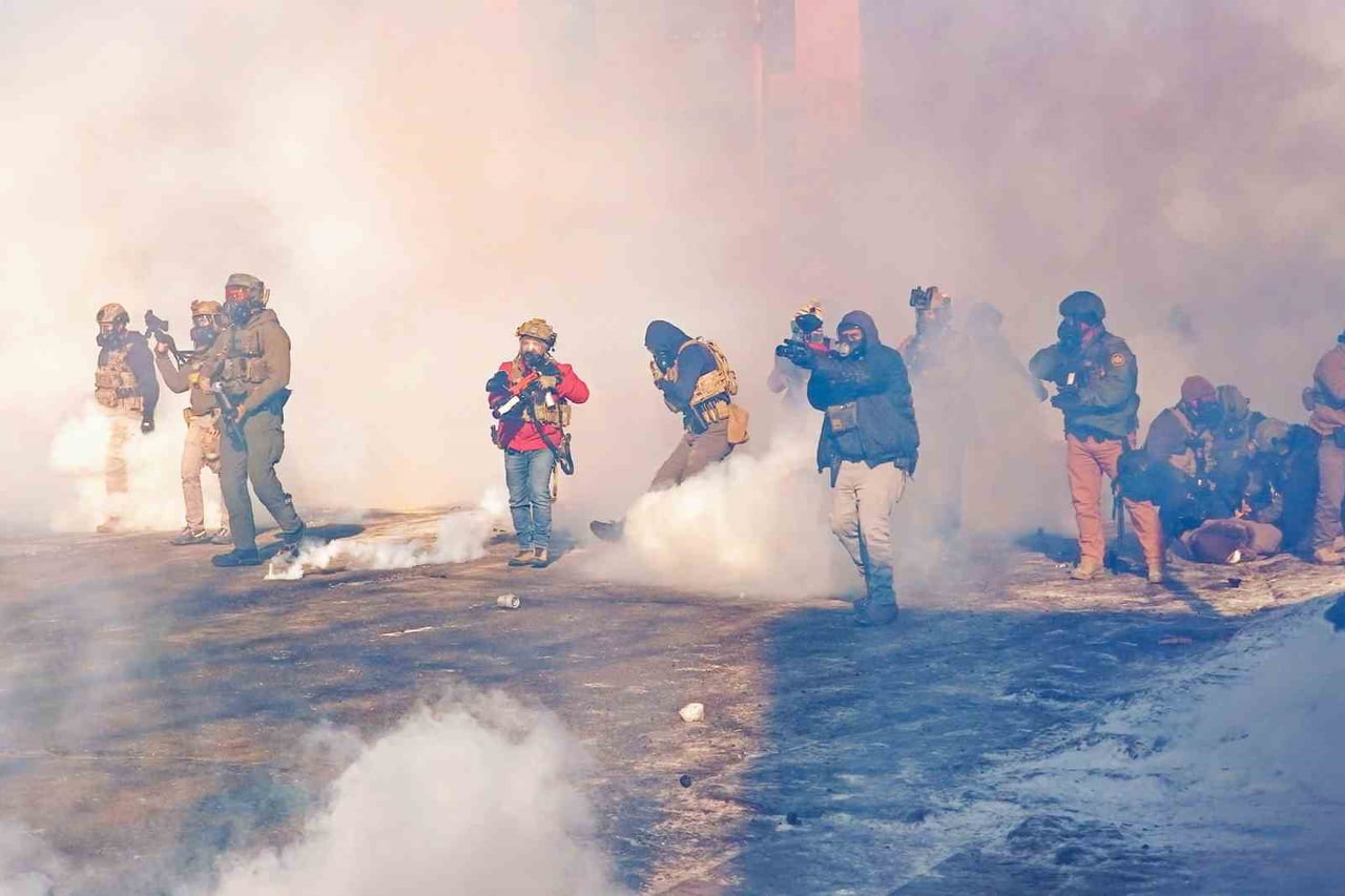 MİNNESOTA (İHA) - ABD’NİN MİNNESOTA EYALETİNDEKİ MİNNEAPOLİS KENTİNDE GÖÇMENLİK VE GÜMRÜK MUHAFAZA...