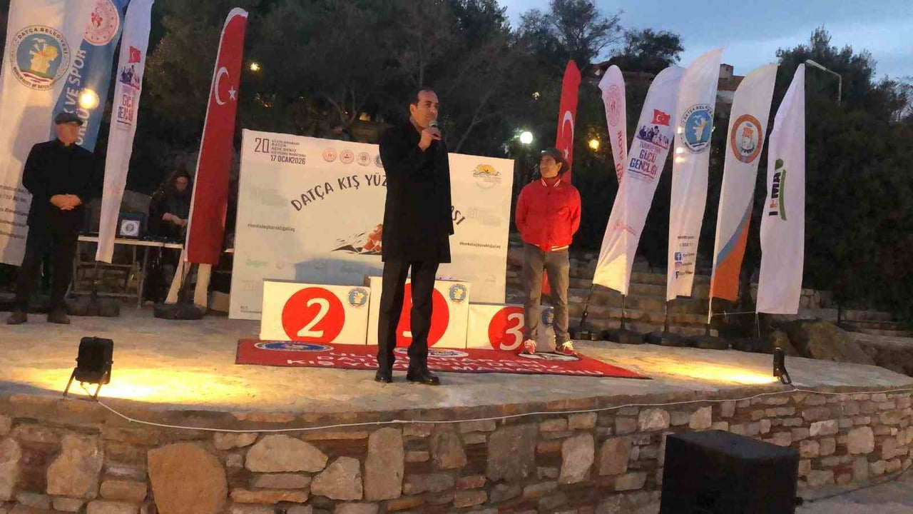 MUĞLA'NIN DATÇA İLÇESİNDE BU YIL 20. KEZ GERÇEKLEŞTİRİLEN ULUSLARARASI AÇIK DENİZ KIŞ YÜZME...