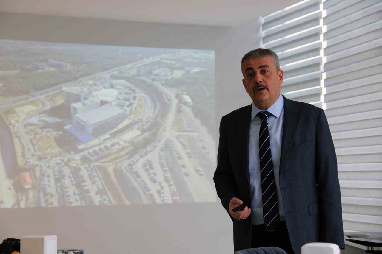 MUĞLA EĞİTİM VE ARAŞTIRMA HASTANESİ (MEAH) BAŞHEKİMİ PROF. DR. ETHEM ACAR, GÖREVDEKİ 6 AYLIK...