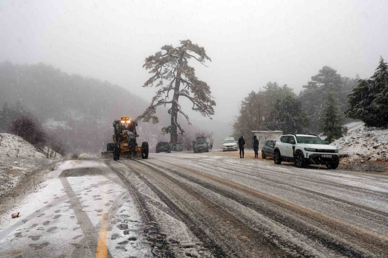 MUĞLA’NIN YÜKSEK KESİMLERİNDE KAR YAĞIŞI ETKİLİ OLMAYA BAŞLADI