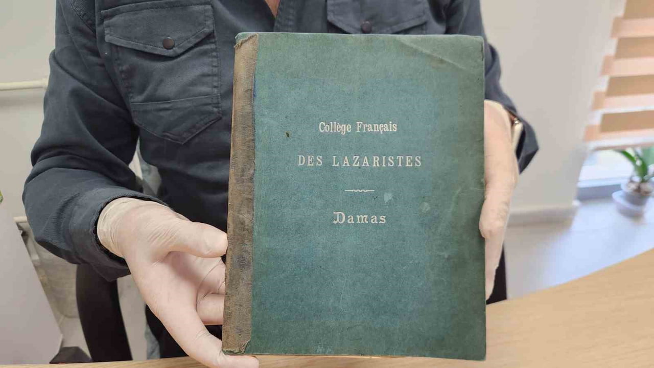 MUNZUR ÜNİVERSİTESİ ÖĞRETİM ÜYESİ DOÇ. DR. İLYAS KAYAOKAY’IN ŞAHSÎ KÜTÜPHANESİNDE YER ALAN VE...