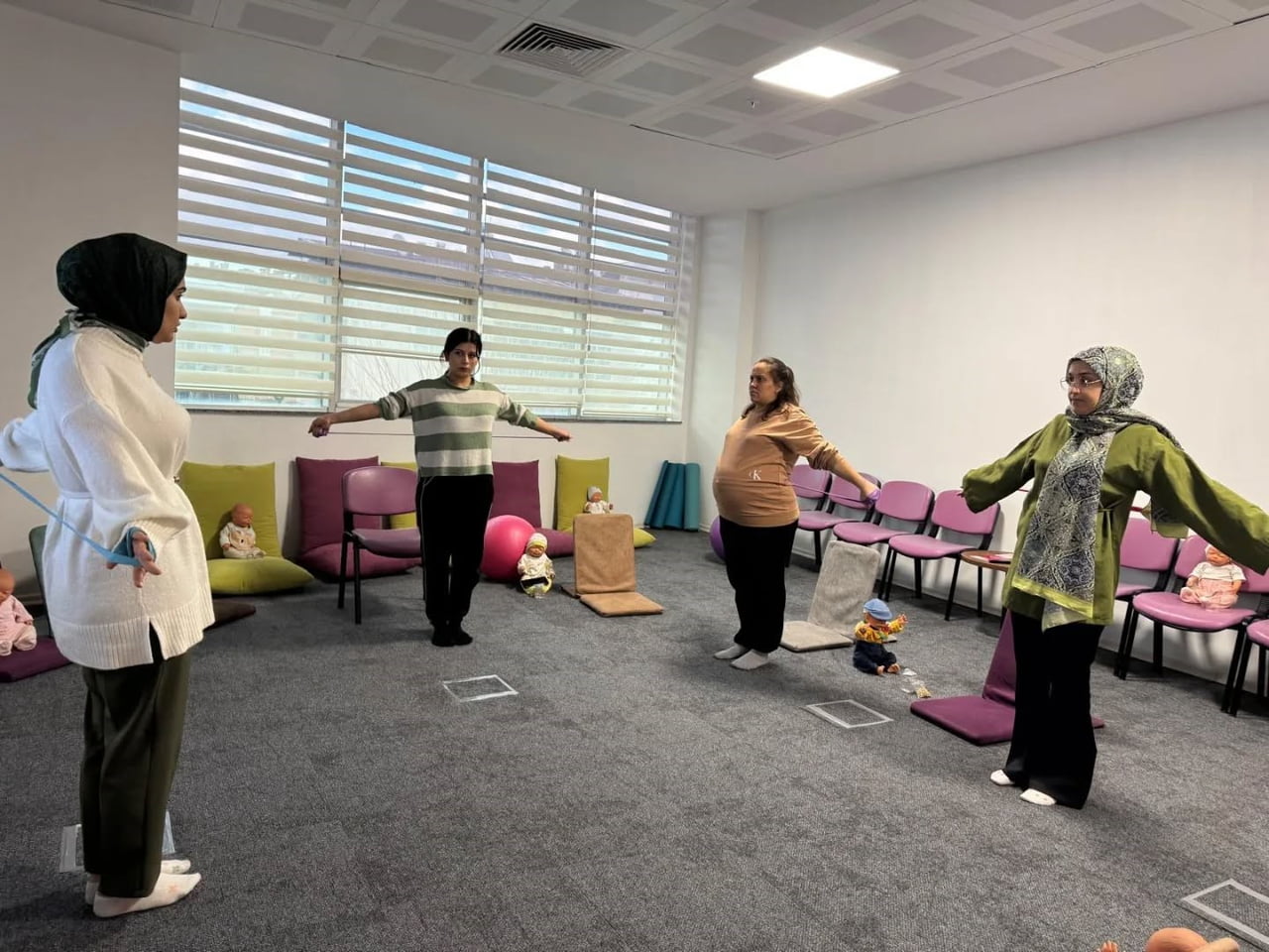 NAZİLLİ CUMHURİYET SAĞLIKLI HAYAT MERKEZİ BÜNYESİNDE FAALİYET GÖSTEREN GEBE OKULU'NDA ANNE...