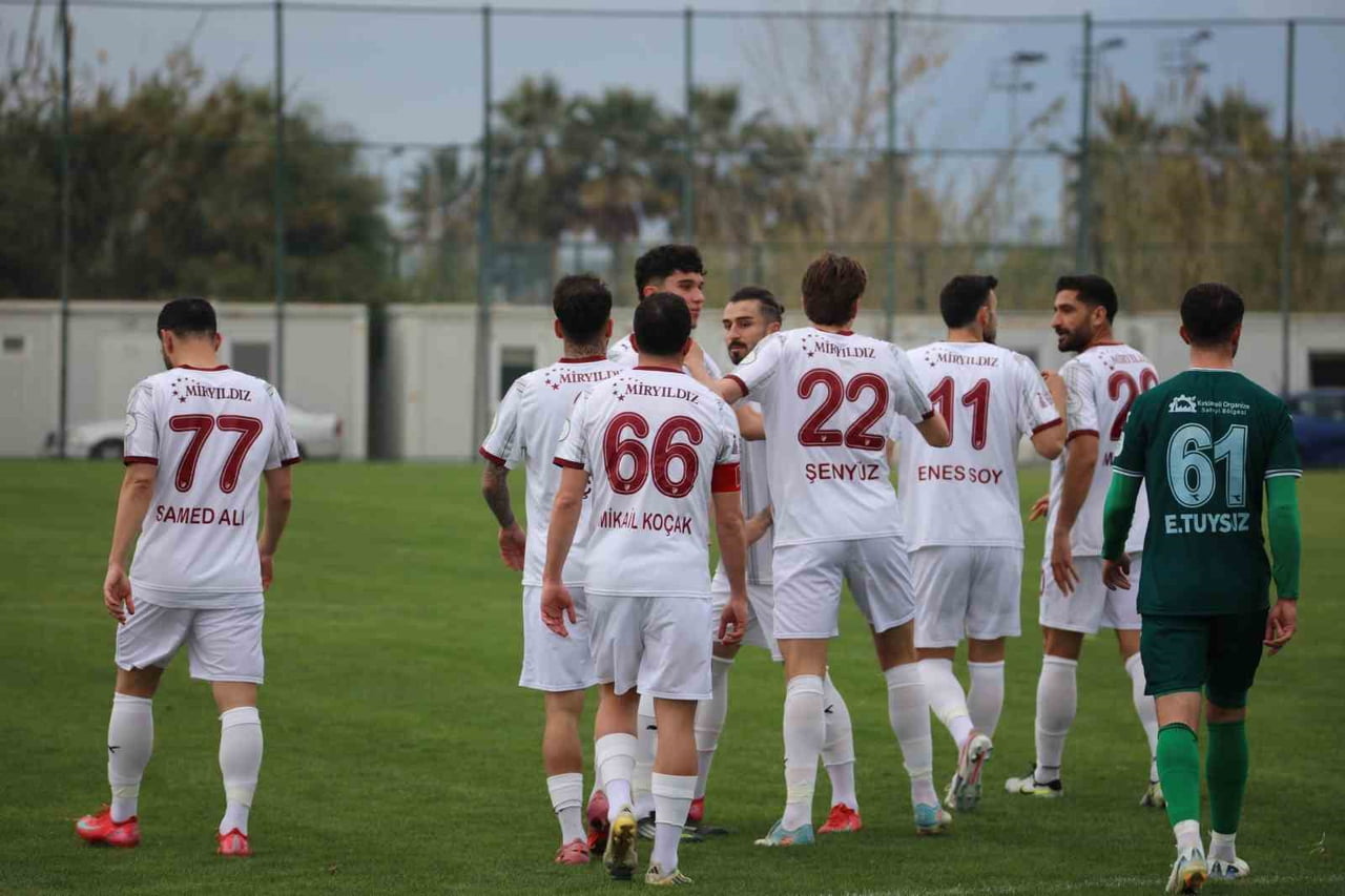 NESİNE 2. LİG’DE İKİNCİ SEZON HAZIRLIKLARINI ANTALYA’DA SÜRDÜREN ELAZIĞSPOR, KAMP PROGRAMI...