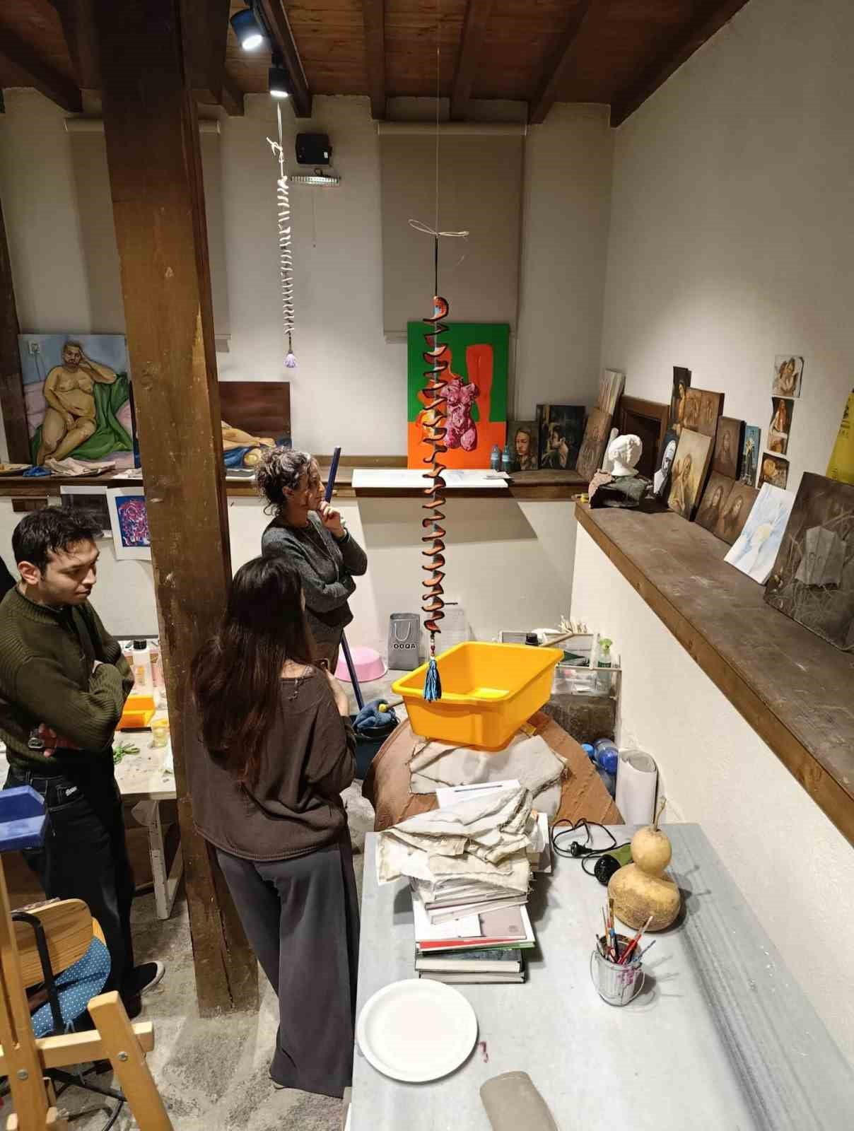 NİLÜFER BELEDİYESİ KONUK SANATÇI PROGRAMI, DÖNEMİN SON HAFTASINDA ÖNEMLİ BİR BULUŞMAYA EV...