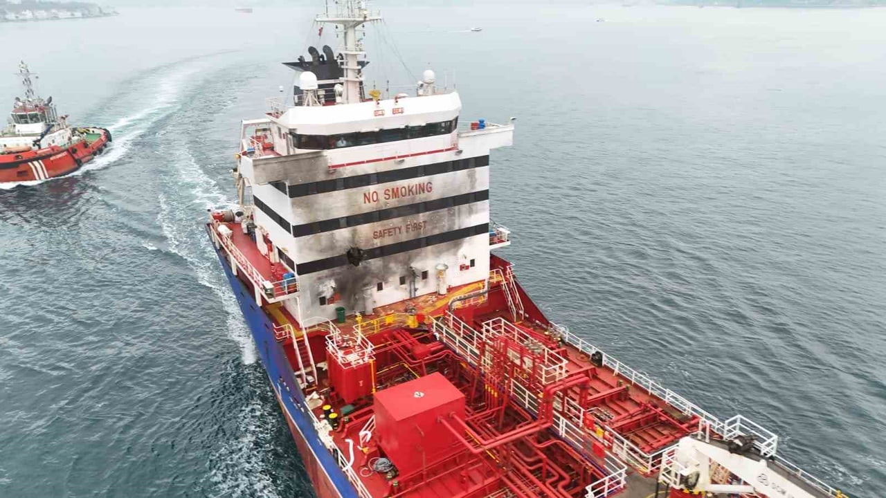 ODESSA’DA RUSYA’NIN İNSANSIZ HAVA ARACI SALDIRISINDA VURULAN TÜRK ŞİRKETİNE AİT "ATA VOYAGER" ADLI...