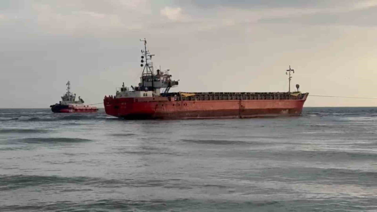 OLAY, DEREAĞZI MAHALLESİ SINIRLARINDA BULUNAN SANTOS PLAJI AÇIKLARINDA MEYDANA GELDİ. LODOSUN...