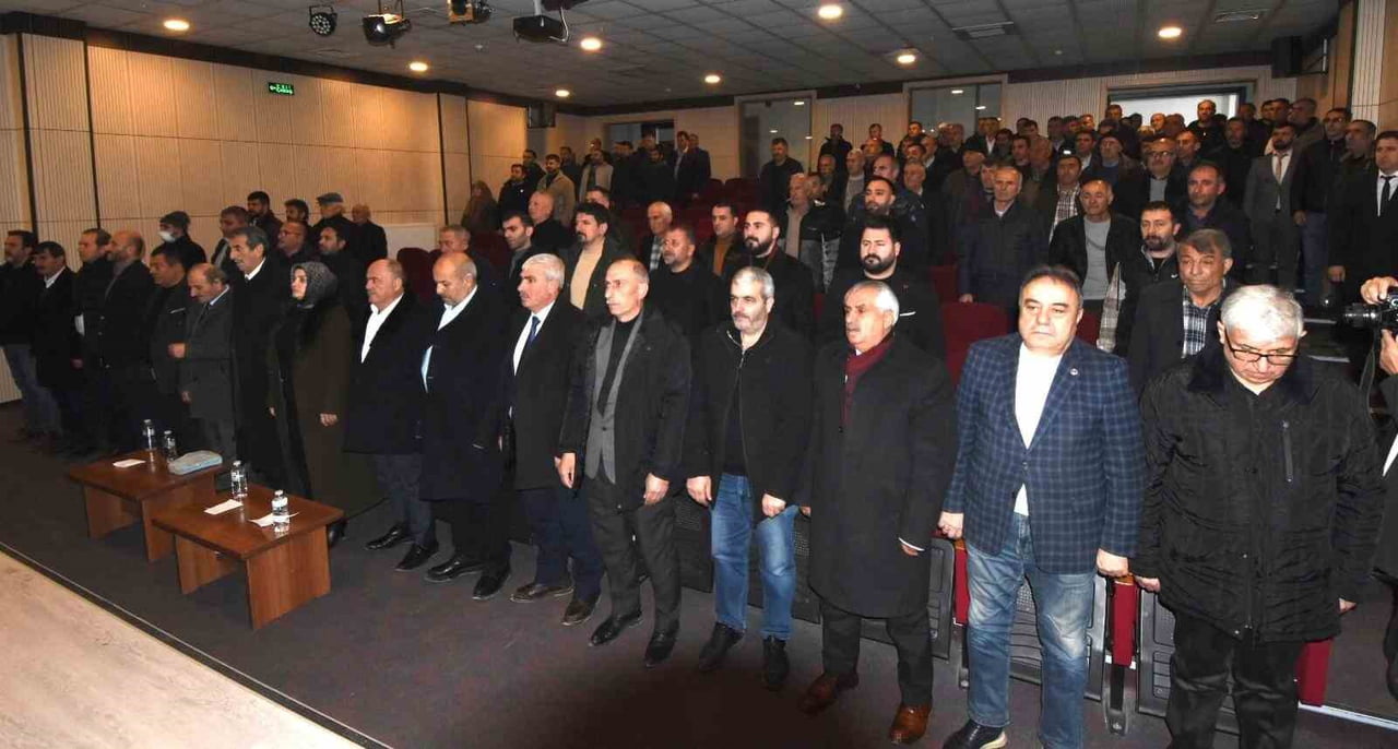 OLTU ŞOFÖRLER VE OTOMOBİLCİLER ESNAF ODASI'NIN OLAĞAN GENEL KURULU YAPILDI.