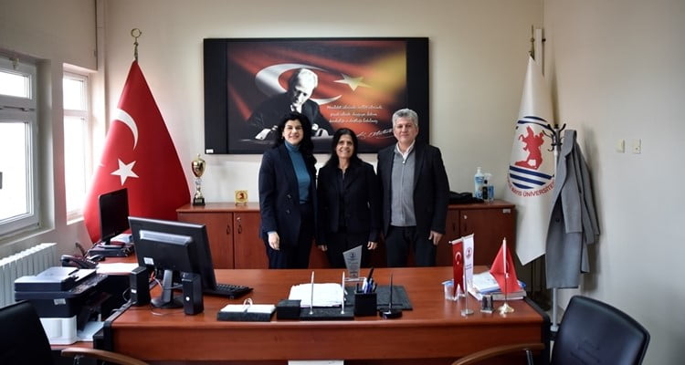 ONDOKUZ MAYIS ÜNİVERSİTESİ (OMÜ) VEZİRKÖPRÜ MESLEK YÜKSEKOKULU (MYO) MÜDÜRÜ DEĞİŞTİ.