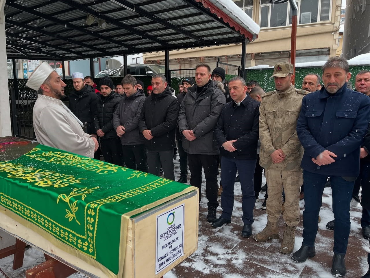 ORDU’NUN MESUDİYE İLÇESİNDE HAYATINI KAYBEDEN 11 YAŞINDAKİ KİMSESİZ KIZ ÇOCUĞU, DÜZENLENEN TÖRENLE...