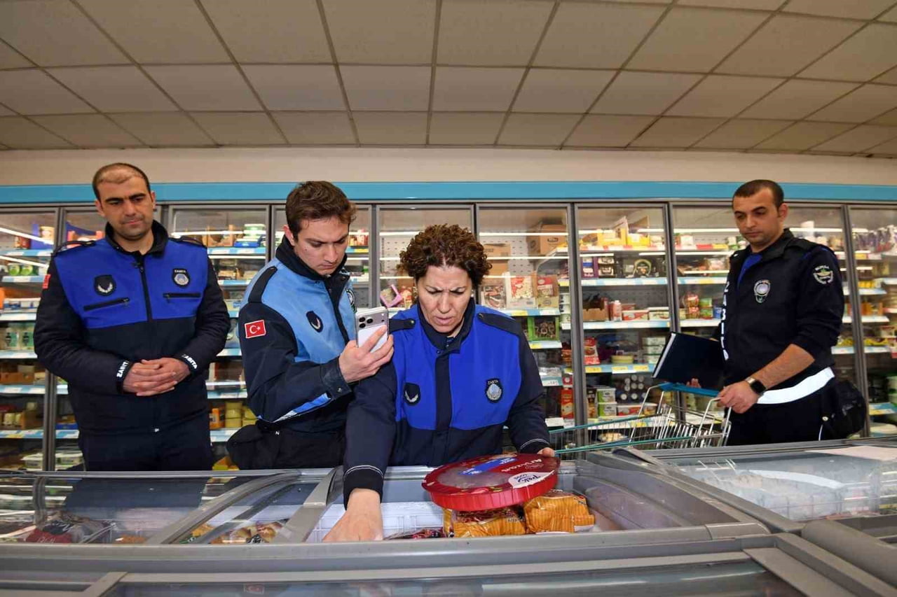 OSMANGAZİ BELEDİYESİ ZABITA MÜDÜRLÜĞÜ EKİPLERİ, VATANDAŞLARIN SAĞLIKLI, GÜVENLİ VE ADİL KOŞULLARDA...