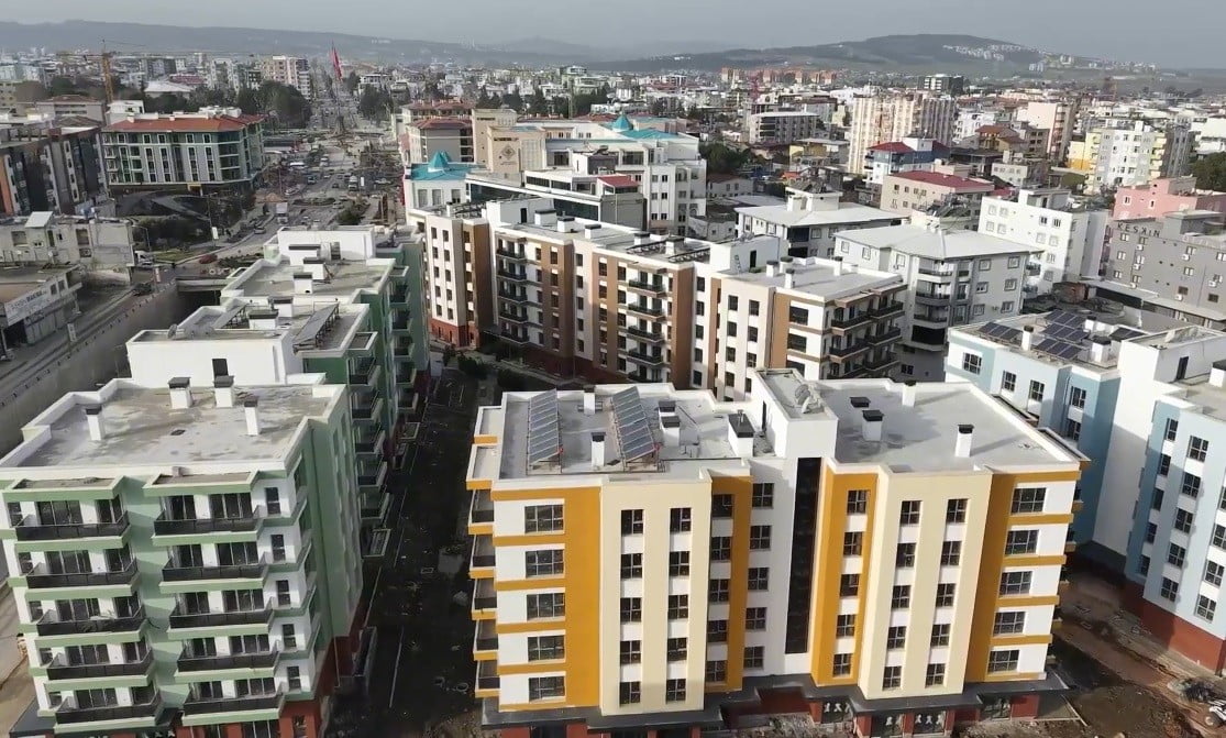 OSMANİYE'DE 6 ŞUBAT DEPREMLERİNİN ARDINDAN REZERV ALANLARDA YÜKSELEN YAPILARLA BİRLİKTE BÖLGEDE...