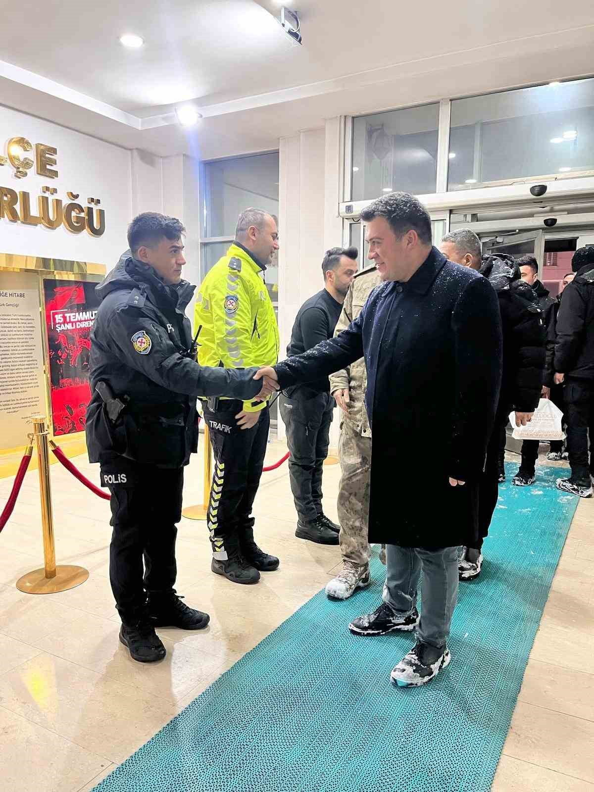 PATNOS’TA GÜVENLİK GÜÇLERİNE YENİ YIL ZİYARETİ