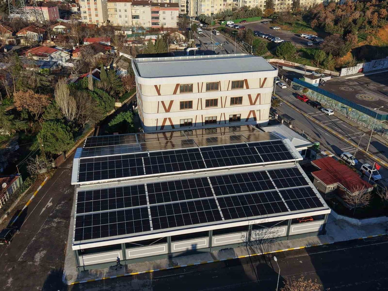 PENDİK BELEDİYESİ TARAFINDAN YAPIMI TAMAMLANAN YAYALAR MAHALLESİ KAPALI SEMT PAZARI, GÜNEŞ...