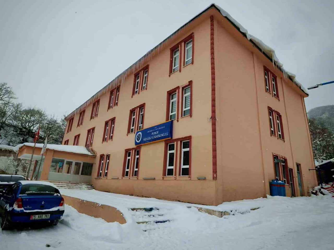 POSOF MYO MÜDÜRLÜĞÜNE ÖĞR. GÖR. TEMEL İBRAHİM OĞUZHAN GÖKGÖZ ATANDI.