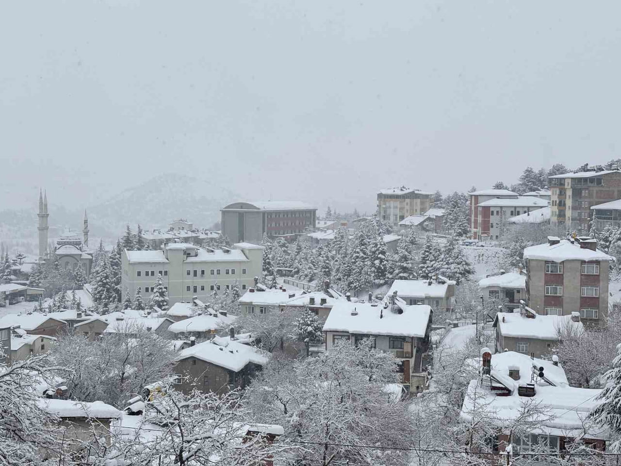 "SAKİN ŞEHİR ARAPGİR" BEYAZA BÜRÜNDÜ