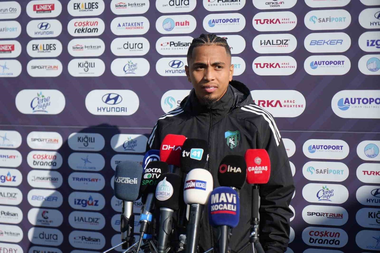 RİGOBERTO RİVAS, "SÜPER LİG’DE HERKES HERKESİ YENEBİLİR. HAFTA SONU ZOR MAÇ OLACAK AMA BÜTÜN...