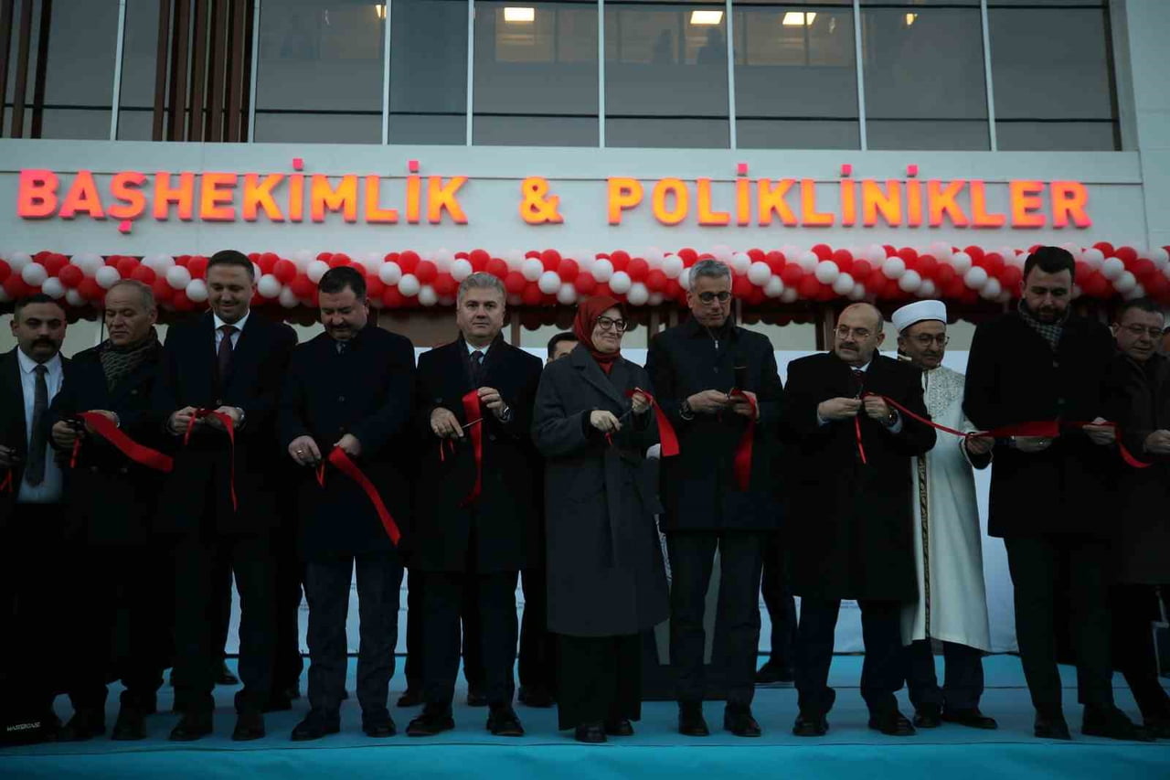 SAĞLIK BAKANI MEMİŞOĞLU, SUSURLUK DEVLET HASTANESİNİN AÇILIŞINI GERÇEKLEŞTİRDİ.