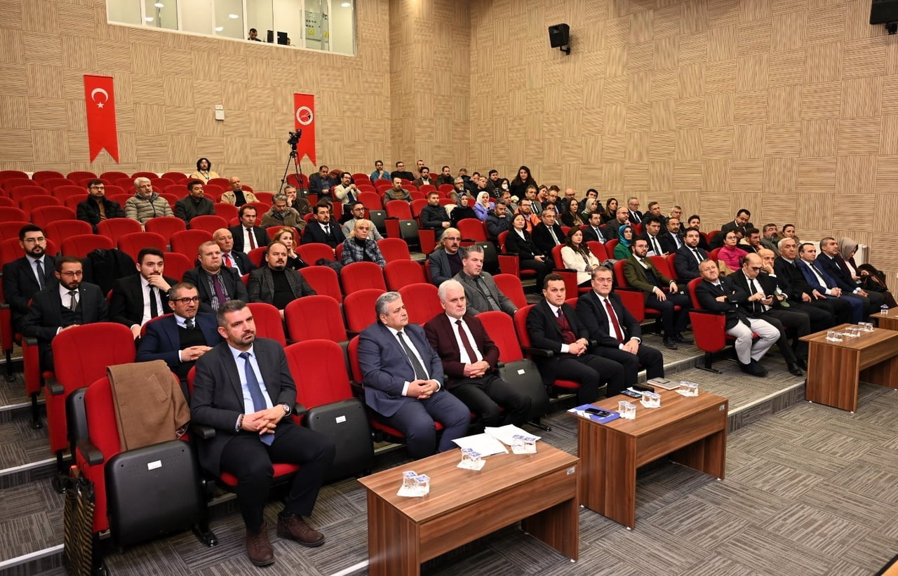 SAKARYA UYGULAMALI BİLİMLER ÜNİVERSİTESİ (SUBÜ) REKTÖRÜ PROF. DR. MEHMET SARIBIYIK, +1 EĞİTİM...