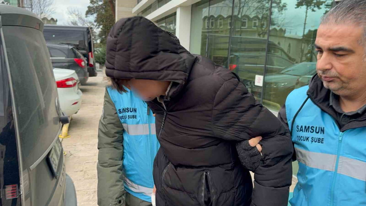 SAMSUN'DA BİR FIRININ PASTANE BÖLÜMÜNDE 2 KİŞİYİ BIÇAKLA YARALAYAN 16 YAŞINDAKİ E.K., ÇIKARILDIĞI...