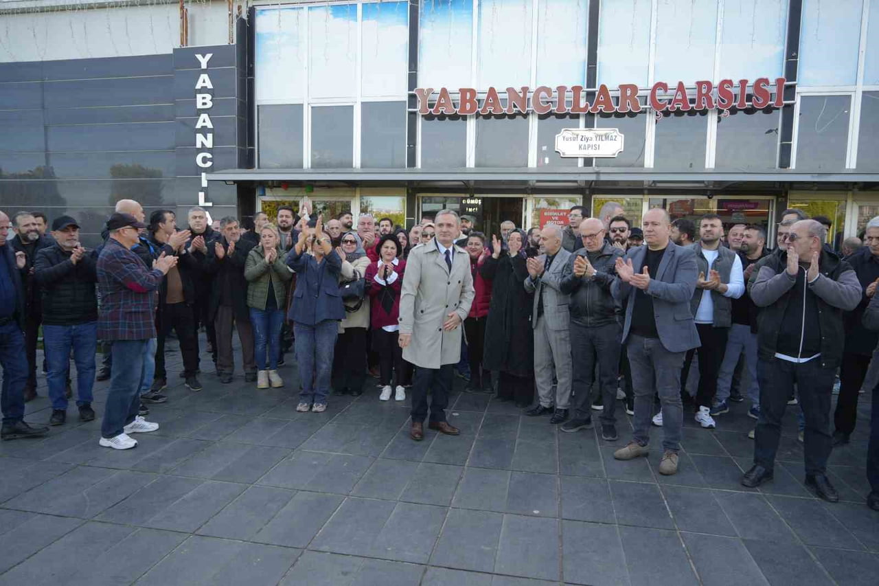 SAMSUN’DA YEREL ESNAF, ŞEHİR DIŞINDAN GELEN FİRMALAR TARAFINDAN KURULAN "UCUZLUK ÇADIRLARI" VE...
