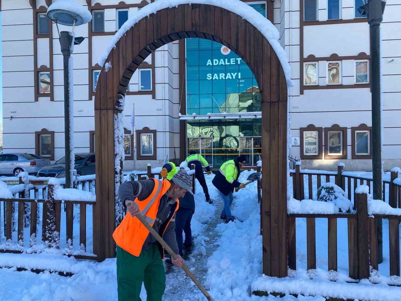 SAMSUN TERME BELEDİYE BAŞKANI, "İLÇEMİZDE KARIN BEREKETİNİ YAŞIYORUZ. TERME BELEDİYESİ EKİPLERİ...