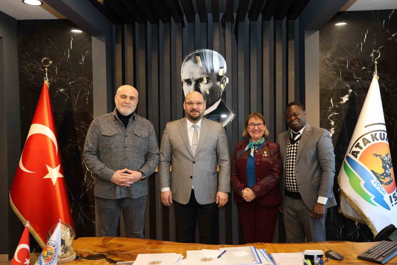 SAMSUN’UN ATAKUM BELEDİYE BAŞKANI SERHAT TÜRKEL, ATAKUM BELEDİYESİ İLE İTALYA’NIN BARİ BELEDİYESİ...