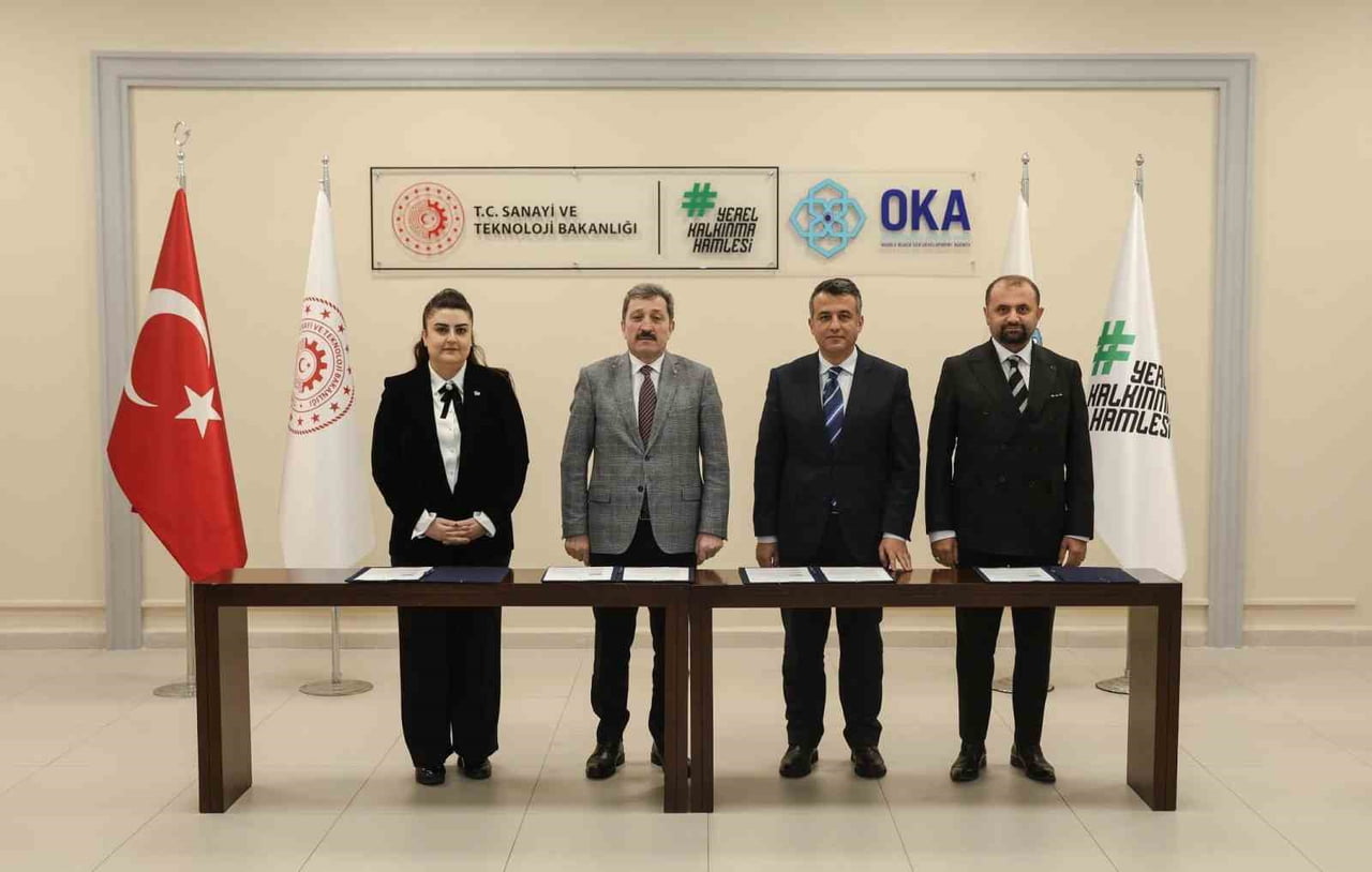 SAMSUN VALİLİĞİ EV SAHİPLİĞİNDE GERÇEKLEŞTİRİLEN PROTOKOL İMZA TÖRENİNE SAMSUN VALİSİ ORHAN TAVLI...