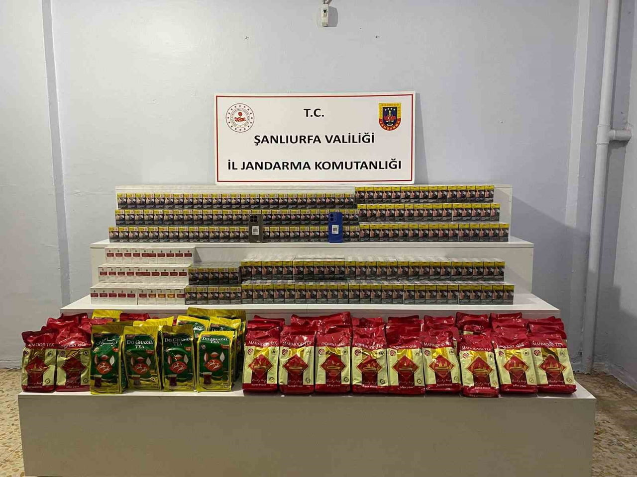 ŞANLIURFA’DA 9 BİN 170 PAKET GÜMRÜK KAÇAĞI SİGARA ELE GEÇİRİLDİ