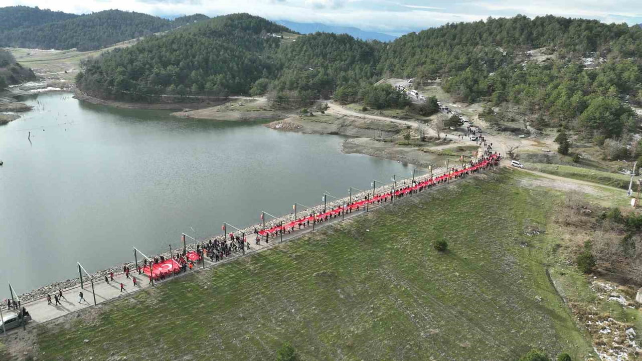 SARIKAMIŞ HAREKATI’NIN 111’İNCİ YIL DÖNÜMÜ, BURSA'DA DA YÜRÜYÜŞ VE DUALARLA ANILDI.