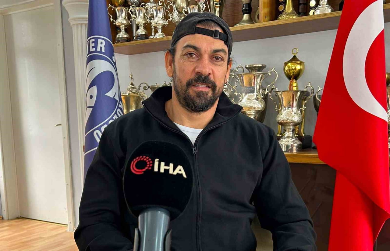 SARIYER TEKNİK DİREKTÖRÜ SERVET ÇETİN, 7 FUTBOLCU YOLLARINI AYIRDIKLARINI VE HALA TAKVİYE...