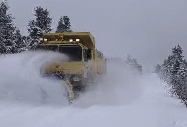 SİNOP'TA KARLA MÜCADELE ÇALIŞMASI