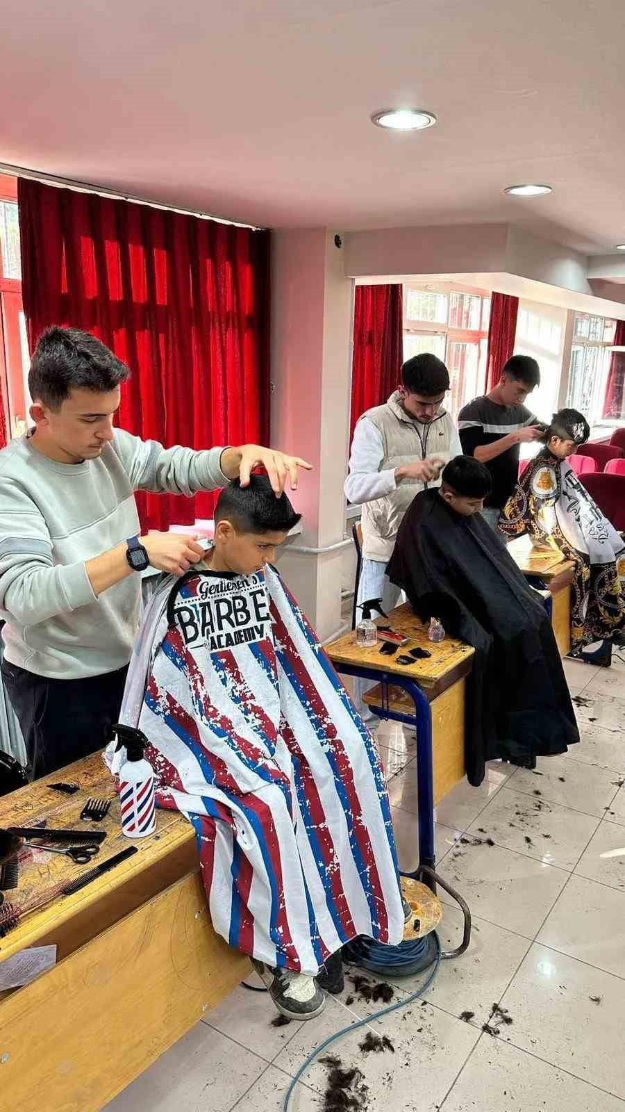 SİNOP'UN BOYABAT İLÇESİNDE İLÇE  MİLLİ EĞİTİM MÜDÜRLÜĞÜ TARAFINDAN YÜRÜTÜLEN "BİR’ PROJEM VAR"...