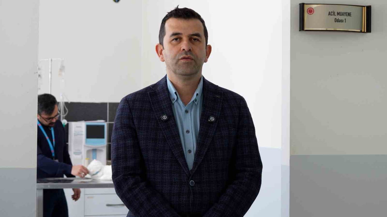 SİVAS CUMHURİYET ÜNİVERSİTESİ VETERİNER FAKÜLTESİ HAYVAN HASTANESİ BÜNYESİNDE HİZMETE AÇILAN ACİL...