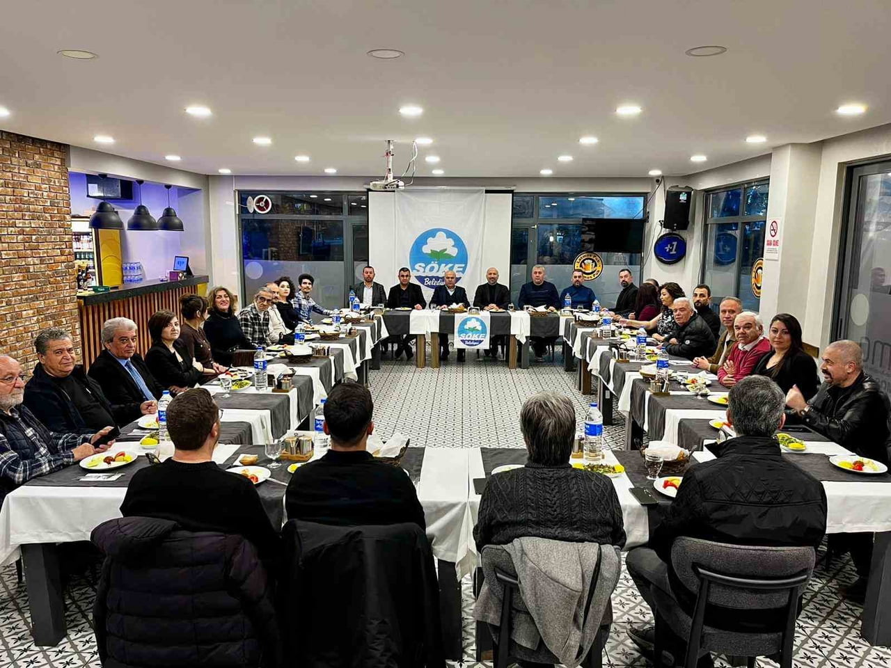 SÖKE BELEDİYE BAŞKANI DR. MUSTAFA İBERYA ARIKAN, 10 OCAK ÇALIŞAN GAZETECİLER GÜNÜ DOLAYISIYLA...