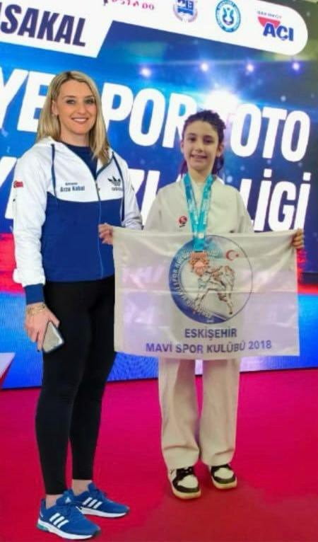 SPOR TOTO YILDIZLAR LİGİ KARATE ŞAMPİYONASI'NA ESKİŞEHİR'DEN KATILAN EYLÜL SARE KARAV, YARIŞTIĞI...