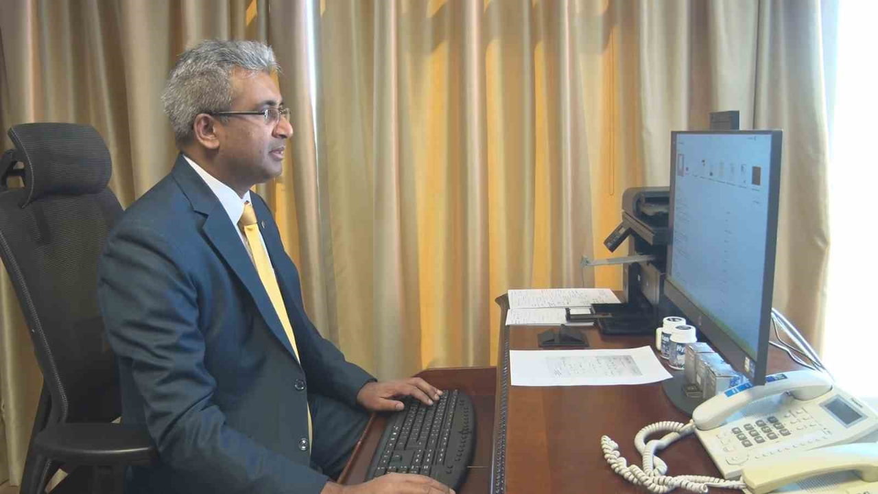 SRİ LANKA’NIN ANKARA BÜYÜKELÇİSİ NİLUKA KADURUGAMUWA, ÜLKESİNDE MEYDANA GELEN SEL FELAKETİNİN...