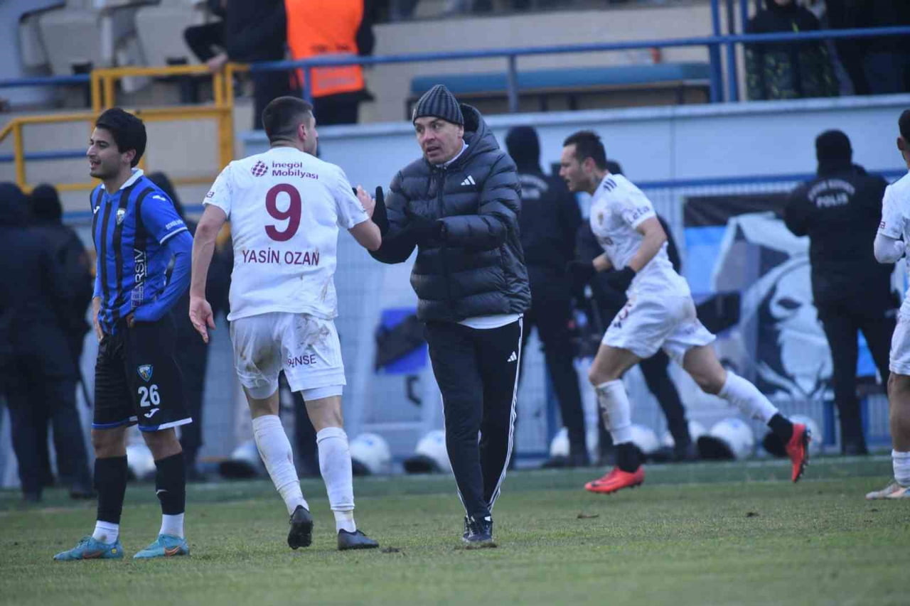 SULTAN SU İNEGÖLSPOR TEKNİK DİREKTÖRÜ İSMAİL GÜLDÜREN, DEPLASMANDA KARACABEY BELEDİYESPOR...