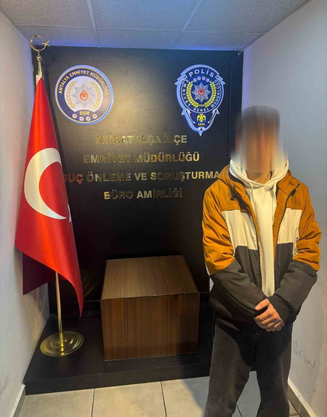 ŞÜPHELİ K.A., İKAMETİNDE YAKALANARAK GÖZALTINA ALINDI