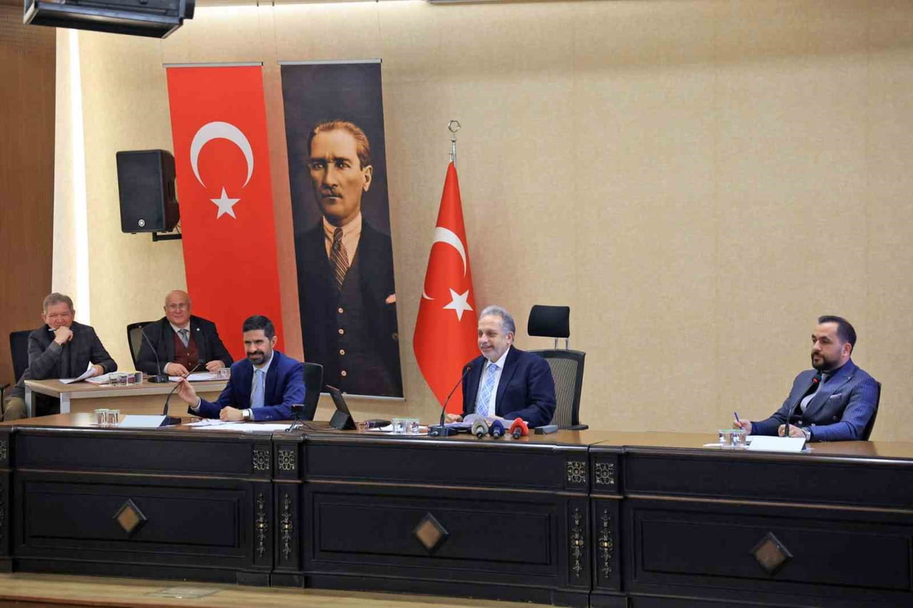 TALAS BELEDİYE MECLİSİ TOPLANARAK 2026 YILI OCAK AYI İLK TOPLANTISINDA GÜNDEMİNDE BULUNAN KONULARI...