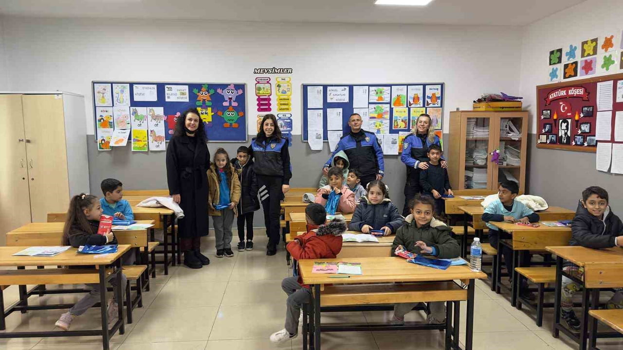 TEKİRDAĞ EMNİYETİ’NDEN ÖĞRENCİLERE KARNE GÜNÜ SÜRPRİZİ