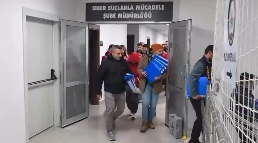 TEKİRDAĞ MERKEZLİ 10 İLDE DÜZENLENEN EŞ ZAMANLI OPERASYONLARDA İNTERNET ÜZERİNDEN OTO YEDEK...