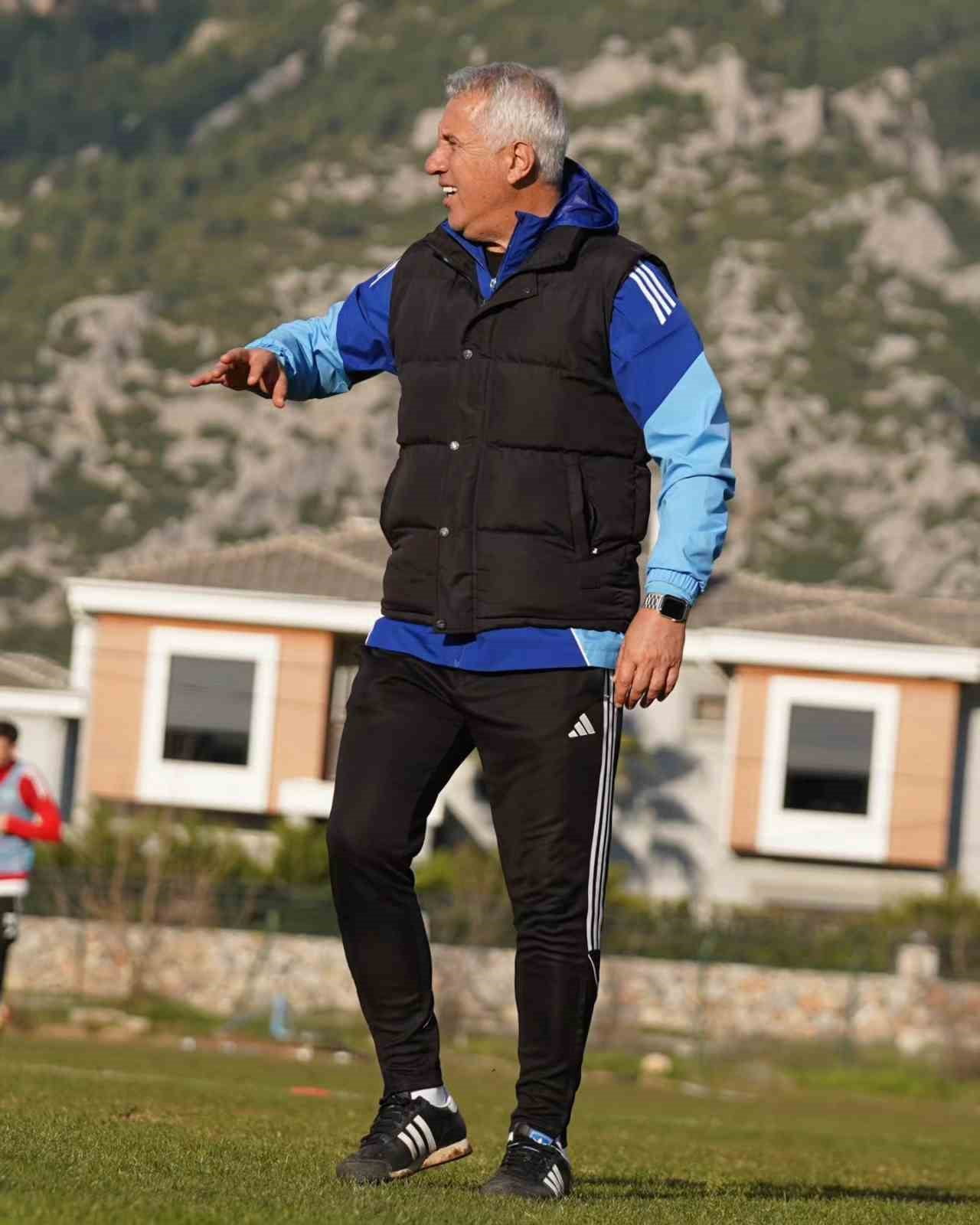 TFF 2. LİG’DE MÜCADELE EDEN VE LİGİN İLK DEVRESİNİ İKİNCİ SIRADA TAMAMLAYAN MUĞLASPOR, BUGÜN...