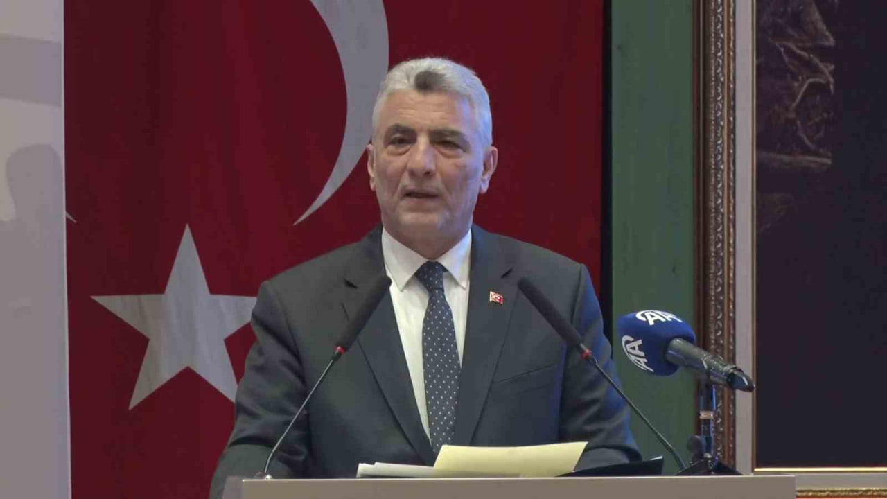 TİCARET BAKANI ÖMER BOLAT, "YASA DIŞI TİCARET VE KAÇAKÇILIĞA TEVESSÜL EDENLERLE KARARLI...