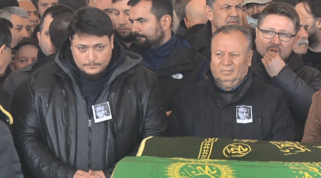 TİYATRO OYUNCUSU ORHAN KORAY ERGUN, 68 YAŞINDA ANKARA'DA HAYATINI KAYBETTİ VE SON YOLCULUĞUNA...