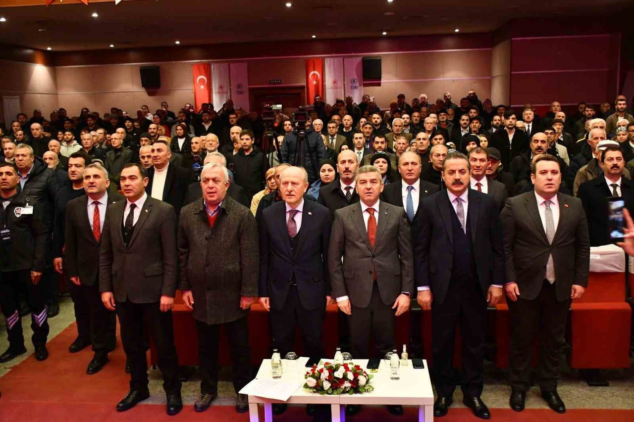 TÖRENE ÇEVRE, ŞEHİRCİLİK VE İKLİM DEĞİŞİKLİĞİ BAKAN YARDIMCISI HASAN SUVER, ARTVİN VALİSİ DR....