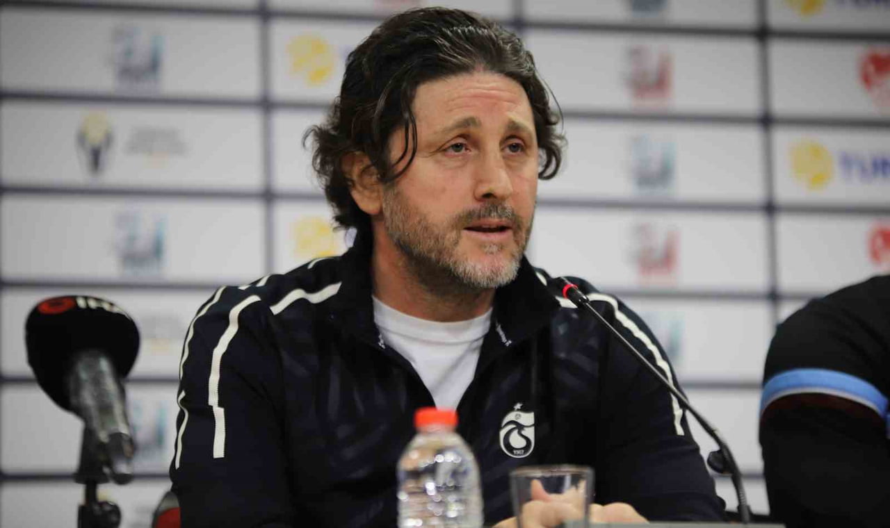 TRABZONSPOR TEKNİK DİREKTÖRÜ FATİH TEKKE, TURKCELL SÜPER KUPA YARI FİNALİNDE ZOR BİR MAÇ...